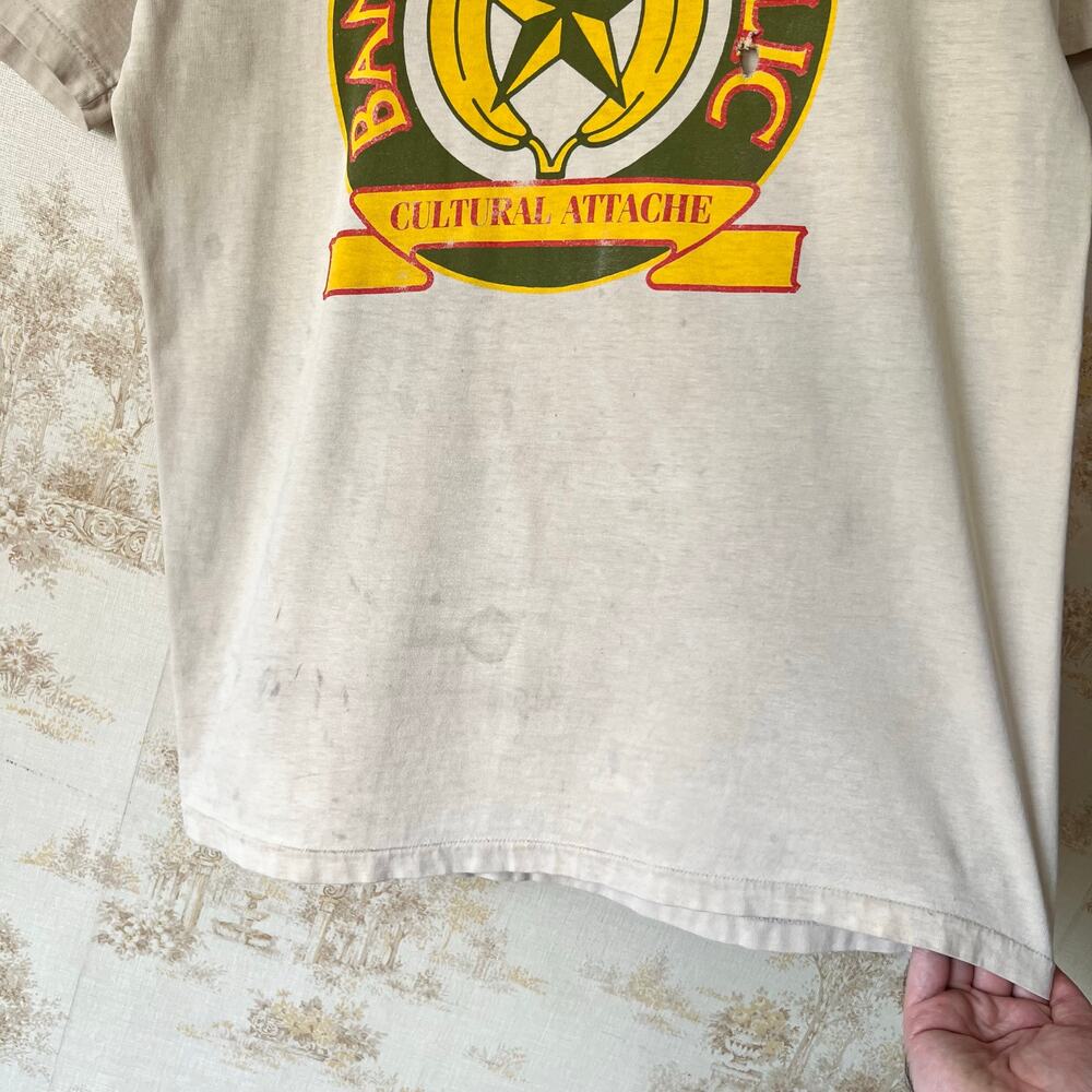 Vintage 80s Banana Republic Cultural Attaché T-Shirt | Safari Graphic | Size M - Picture 6 of 13
